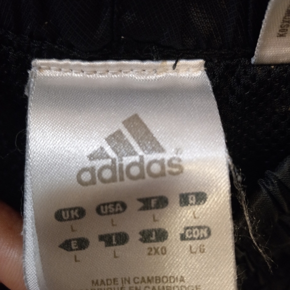 Vintage Adidas call on pants - Picture 2 of 5